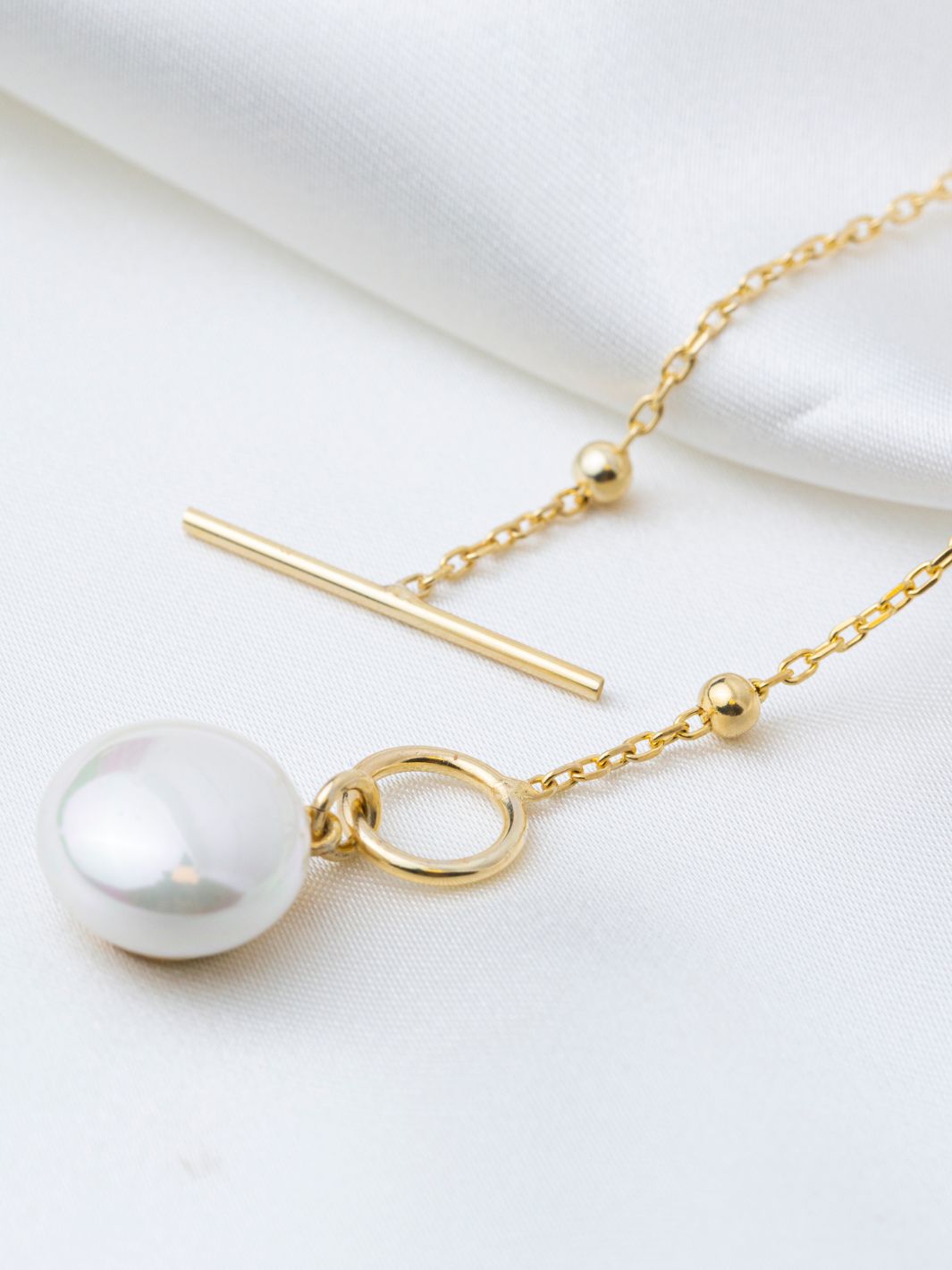 Gold Aphrodite Pearl T-bar Choker Necklace